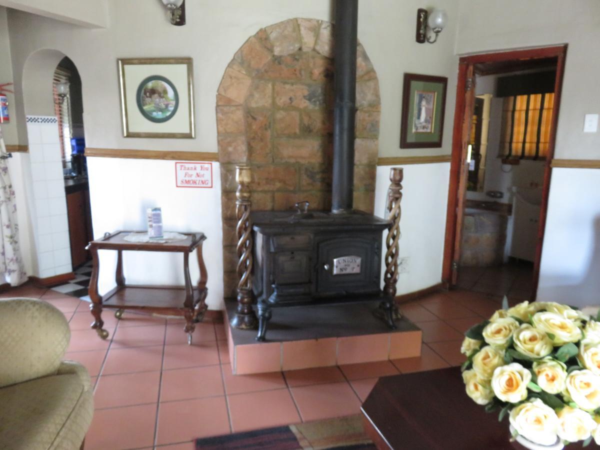 Meerhof Lodge Hartbeespoort Exterior foto