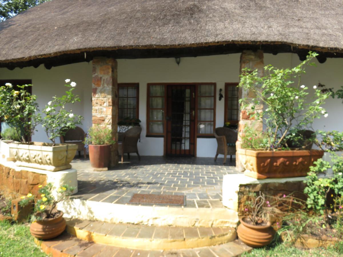 Meerhof Lodge Hartbeespoort Exterior foto